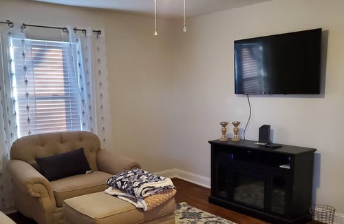 Staunton River House | Relaxing home away from home