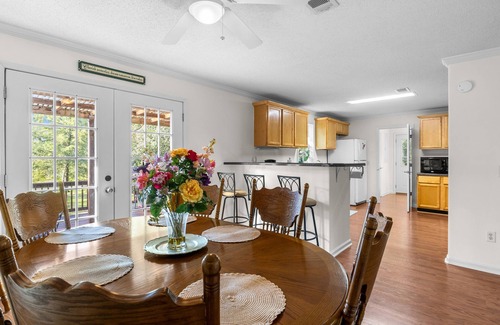Saint Elmo House | Relaxing Home on Dog River with Big Yard
