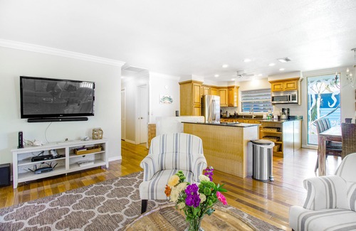 Anna Maria House | Relaxing Home with Private Pool, High-Speed WiFi, Central AC, & Washer/Dryer