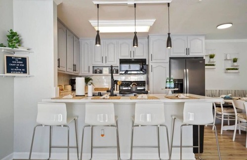 Serra Mesa Condo | Relaxing Homey-Bright & Spacious