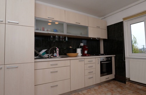 Timisoara Apartment | Relaxing Luxury Apartment in Quiet Neighbourhood