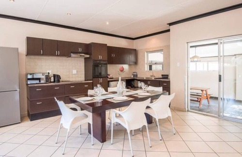 Windhoek Apartment | Relaxing Luxury Cottage, Swimming Pools On-site, Minutes to Independence Stadium