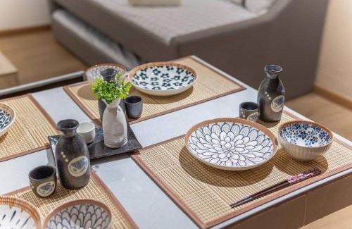Taman Kobena Apartment | Relaxing Muji Retreat with Jacuzzi, Retro Games, MRT