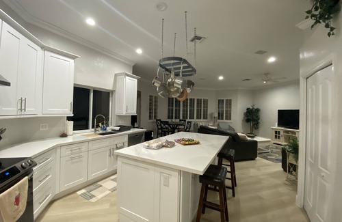 Bonita Springs House | RELAXING OASIS-Private Lanai Heated POOL & SPA. 4 Bed, 3.5 Bath/Beach 10 min