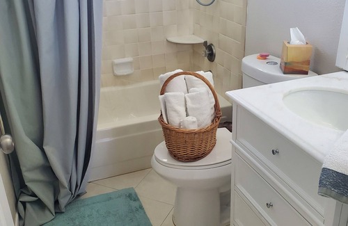 Chino Bed & Breakfast | Relaxing pool oasis in quiet neighborhood