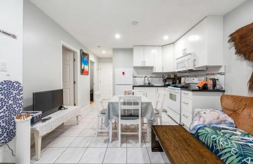Hastings House | Relaxing Private Room, Quiet and Convenient