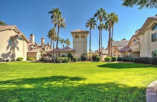 Palm Valley Condo | Relaxing Resort Style Condo