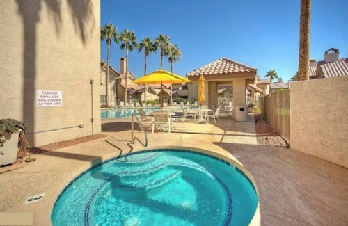 Palm Valley Condo | Relaxing Resort Style Condo