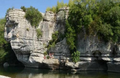 Saint-Pons House | Relaxing Retreat in Saint-Pons
