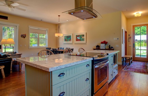 Cle Elum House | Relaxing riverfront home in the Cascades - great for families