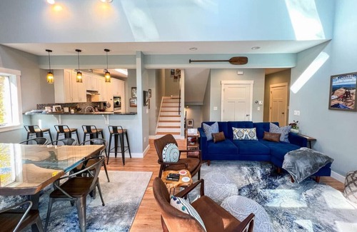 Intervale House | Relaxing Riverside | Minutes to Hiking + Rivers!