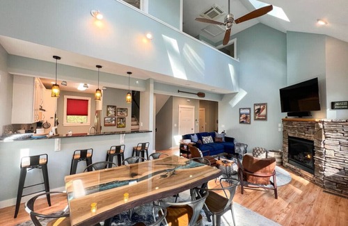 Intervale House | Relaxing Riverside | Minutes to Hiking + Rivers!