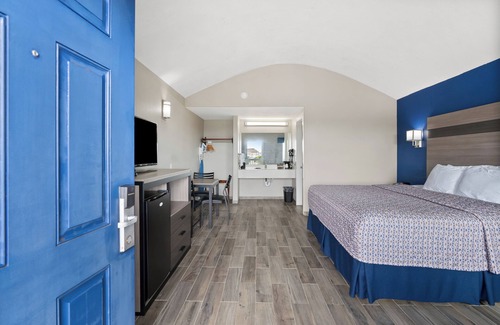 Rockport Hotel | Relaxing Rockport beach getaway, pool and fun