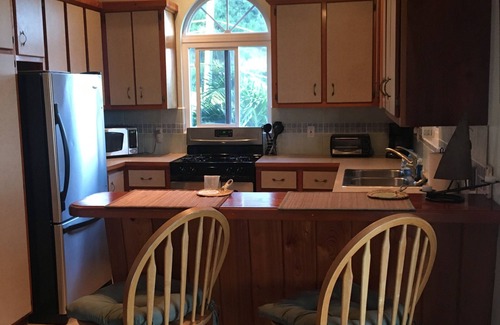Seagrape Hill Villa | Relaxing, Romantic, Private Couples Getaway, just for two W/Stunning View