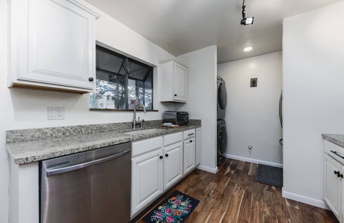 Ruidoso House | Relaxing Ruidoso Escape—3BR Cabin with Hot Tub & Nature Surroundings