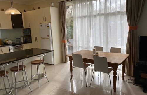 Whitford House | Relaxing Rural Retreat Near Beaches– Family-Friendly Holiday Home