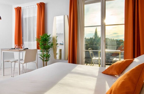 Mougins Hotel | Relaxing Space Ideal For Family Stay w/Kitchen & Living Area | Access to Pool