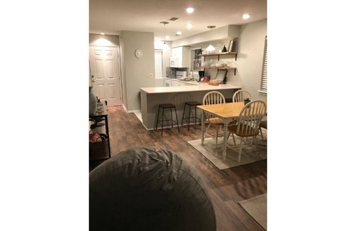 Branson House | Relaxing stay, 5 min to Landing, tons of amenities