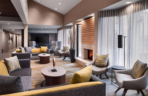 Middletown Hotel | Relaxing Stay! Fully-furnished, Pet-Friendly Property! Swimming Pools!