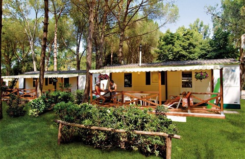 Baia Domizia Ski Chalet | Relaxing Stay by the Sea