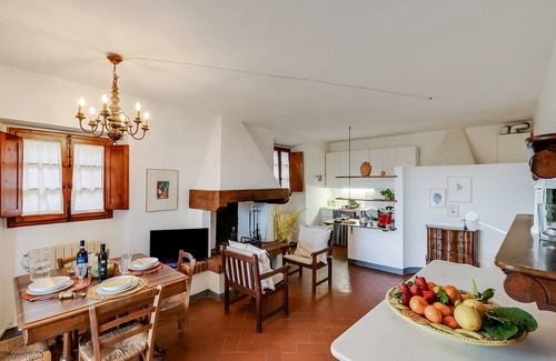 Impruneta Apartment | Relaxing Tuscan Terrazza near Florence, Impruneta, Italy