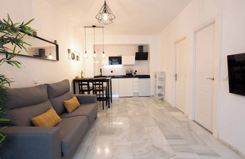 Capuchinos Apartment | Relaxing vacation home @ the heart of Málaga