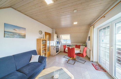 Otterndorf Apartment | Relaxing vacation in the attic: modern vacation apartment for the whole family!