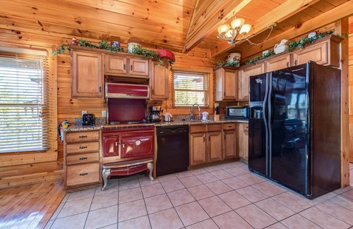 Hemlock Hills Cabin | Relaxing Wooded Views with a Hot Tub and Pool Table for Ultimate Comfort