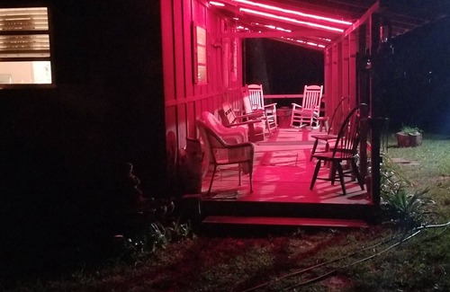 Ocklawaha House | Relish the Complete and Perfect Solitude of your Cabin in the Woods
