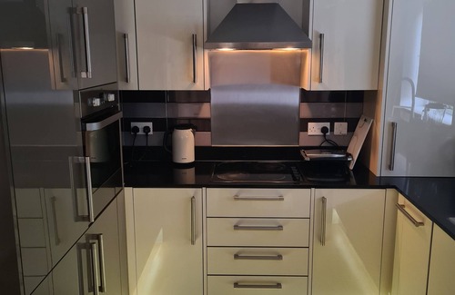 Dartford Apartment | Remarkable 1-Bed Apartment in Dartford