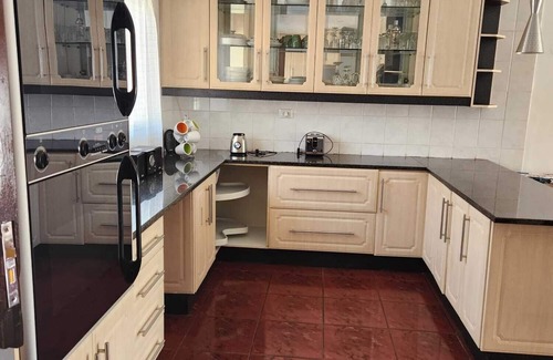 Nigel House | Remarkable 5-Bed House in Springs & Nigel