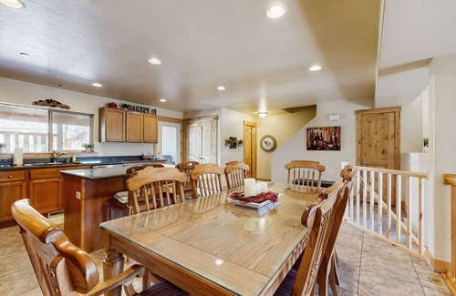 Bear Hollow Village House | Remarkable Bear Hollow townhome with private hot tub & mountain views