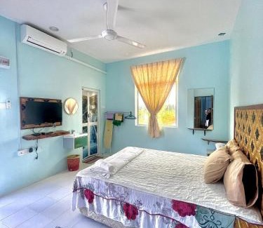 Kampung Gong Bayor House | Rembun Homestay, Besut