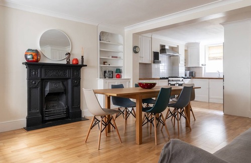 Angel Apartment | Remington Street by onefinestay