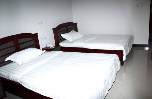Kampala Hotel | REMMINGS HOTEL KAMPALA