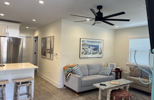 Jacksonville Beach Apartment | Remodeled 1 BR across from Beach. Restaurants, bars, shops. Extended stay rates.