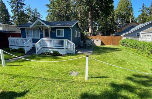 Birch Bay Cottage | Remodeled 1930 Birch Bay Cottage Close to Beach