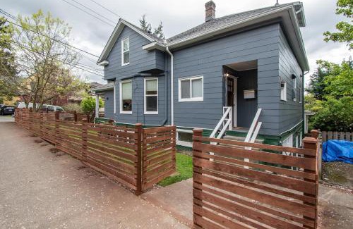 Fremont Apartment | Remodeled 2-Bedroom Unit in Fremont w/Luxe Bathrooms