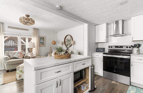 Myrtle Beach House | Remodeled 3BR | 2 Min to Beach + More | Site 1443