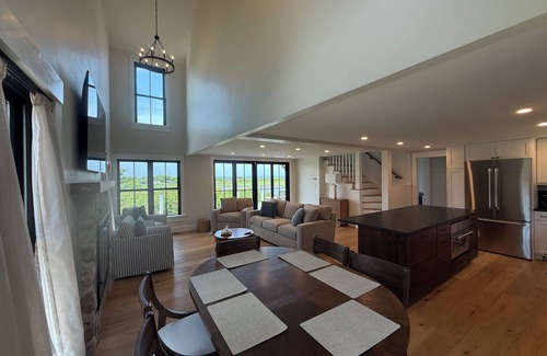 Falmouth House | Remodeled, Beach House newly furnished 3-bedroom house in charming Falmouth