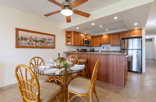 Kihei Condo | REMODELED-BUILDING #3-OCEAN VIEWS-WELL EQUIPPED-AC-METICULOUS CLEANING