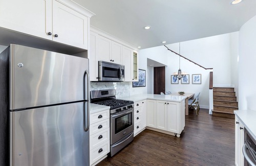 La Jolla Shores House | Remodeled Cottage - Minutes to Beach, Park, Shops!