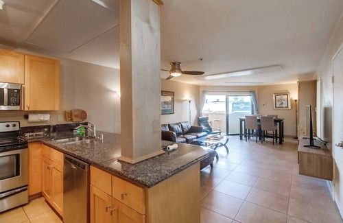 Pacific Beach Condo | Remodeled Crystal`s See the Sea Condo on boardwalk