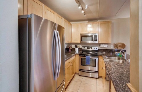 Pacific Beach Condo | Remodeled Crystal`s See the Sea Condo on boardwalk