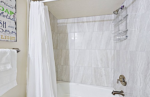 North Park City Condo | Remodeled End-Unit Ski Retreat - Walk to Park City Resort Base, Free Shuttle