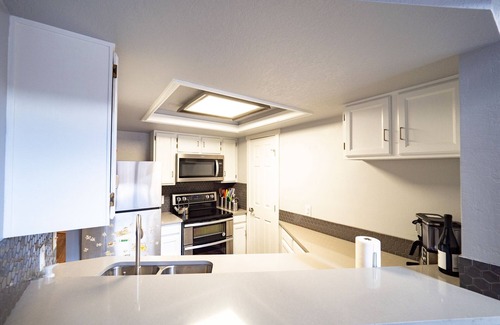 Frisco Condo | Remodeled Frisco Mountain Side Condo - Pool and Hot Tubs/WiFi