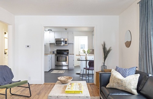 Franklin to the Fort House | Remodeled Historic Central Missoula Home - 5 mins to Downtown