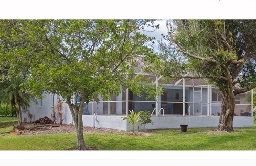 Biggar House | Remodeled Home in quiet cul-de-sac with Heated Pool!