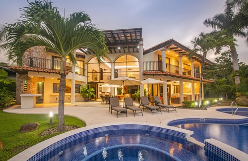 Jaco House | Remodeled Home w/Pool, Incredible Views