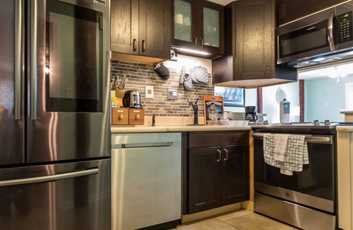 Miramar Beach House | Remodeled House Very Short Walk to Beach - 2BD/2BA Sleeps 6